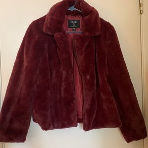 Women’s Small Burgundy Fur Coat